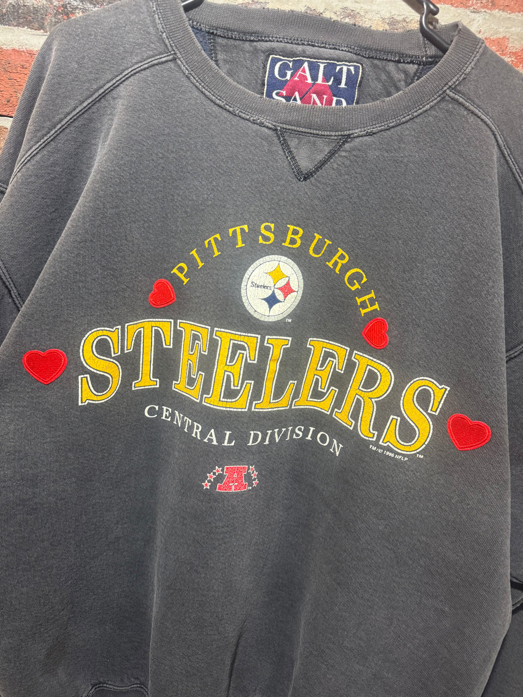 Pittsburgh Steelers Heart Crew