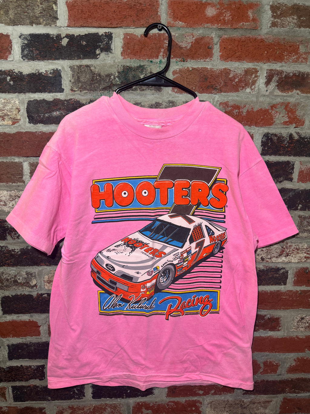 Hooters Race Tee