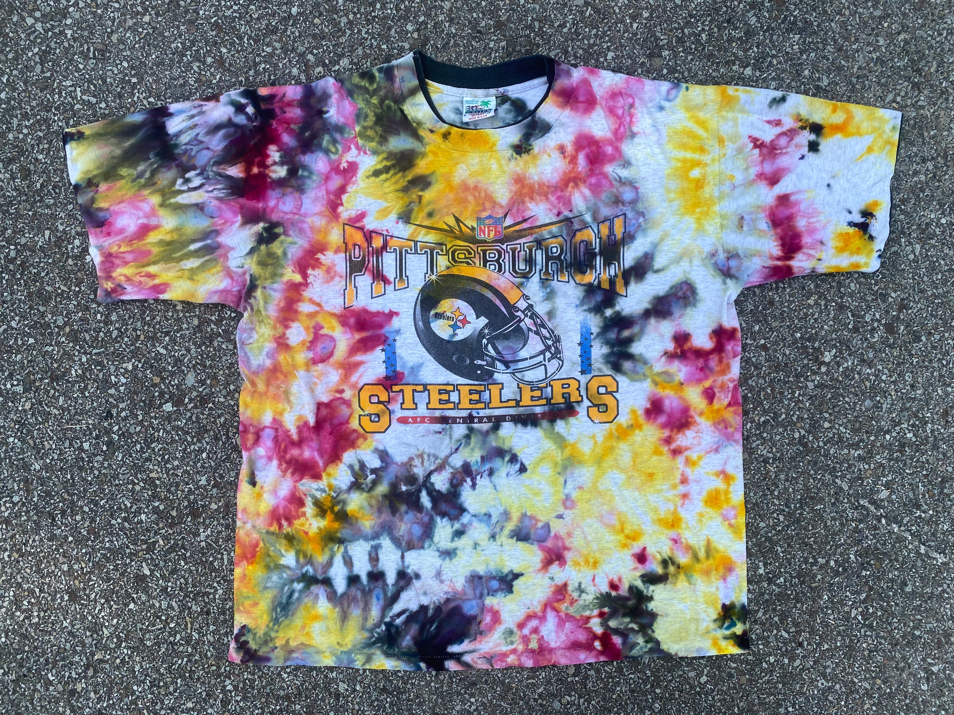 Next Play Tees Pittsburgh Steelers NFL Football Helmet Bleached Sublimated T-Shirt XXL